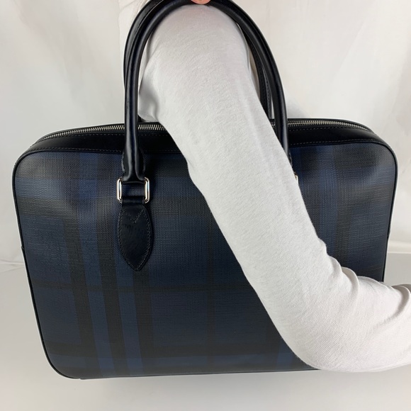 New Burberry Medium London Check Briefcase - Picture 3 of 8